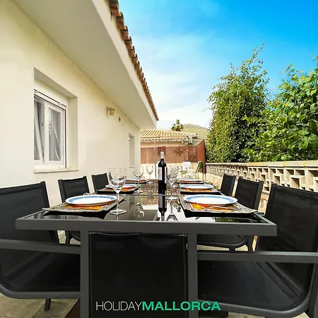 Villa Lakeside Oasis