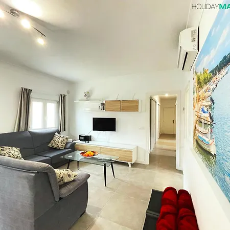 Lakeside Oasis Villa *